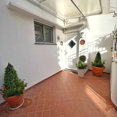 Augusto Tatil Evi Capri